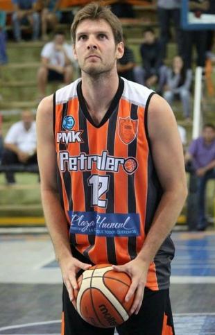 Patricio Alloco jugar� en Capuchinos