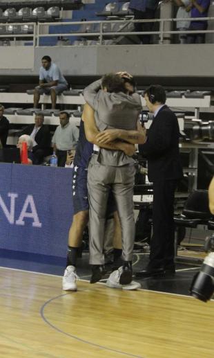 Richotti se queda en Pe�arol