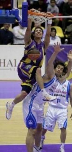 Van Lacke: �Evaluaremos a fin de agosto todas las opciones que tengamos�