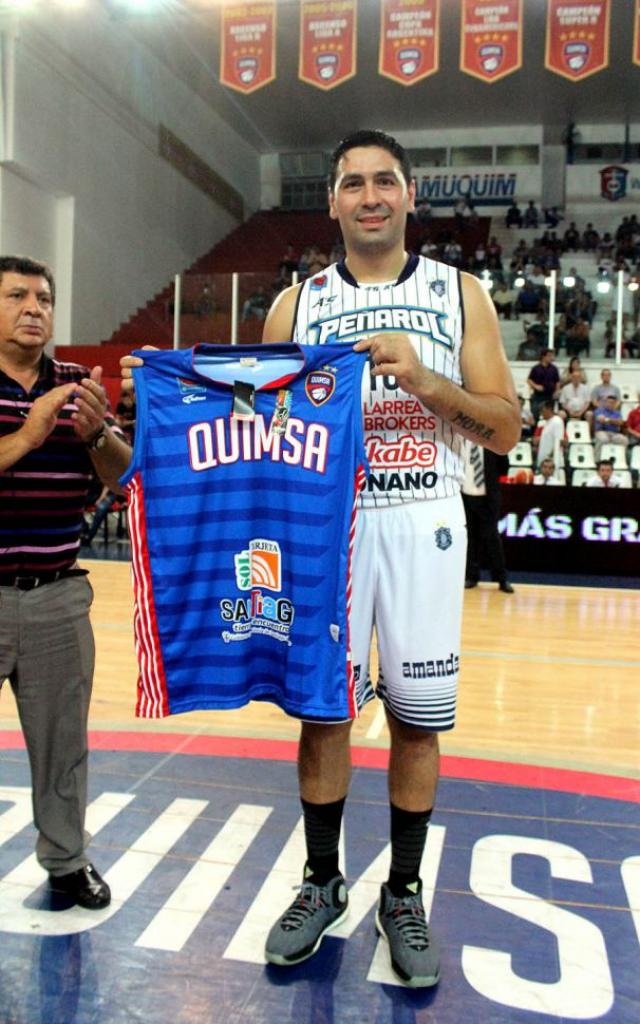 Leo Guti�rrez se queda con el r�cord de m�s partidos jugados