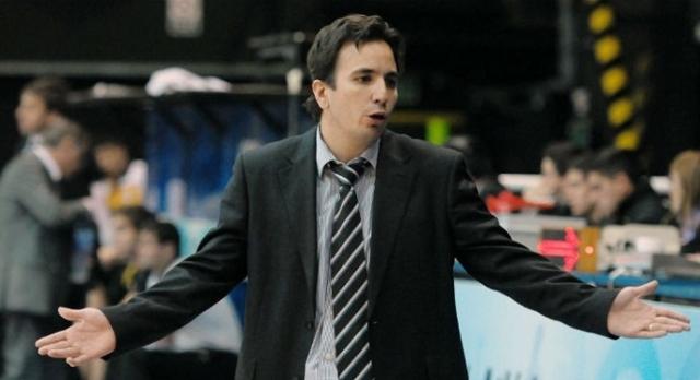 Atenas prepara el desembarco de Casal�nguida