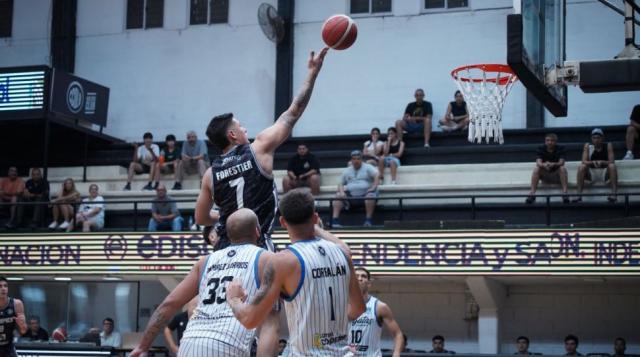 Ol�mpico impuso credenciales en casa