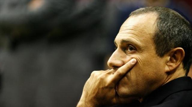 Renunci� Ettore Messina