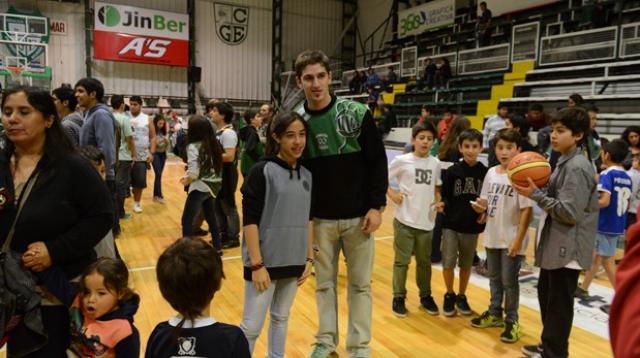 De Los Santos: �Lo m�s probable es que me quede�