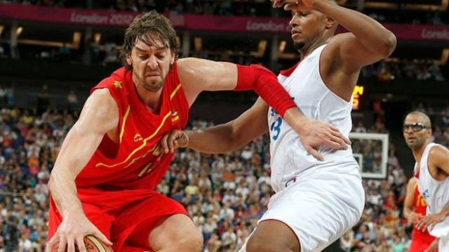 Espa�a y su experiencia se meten en semifinales