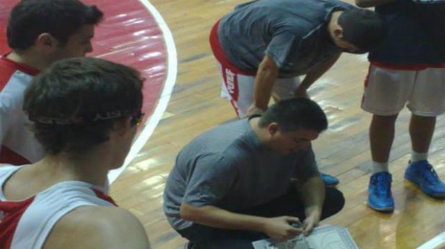 Ciclista triunf� en su primer amistoso