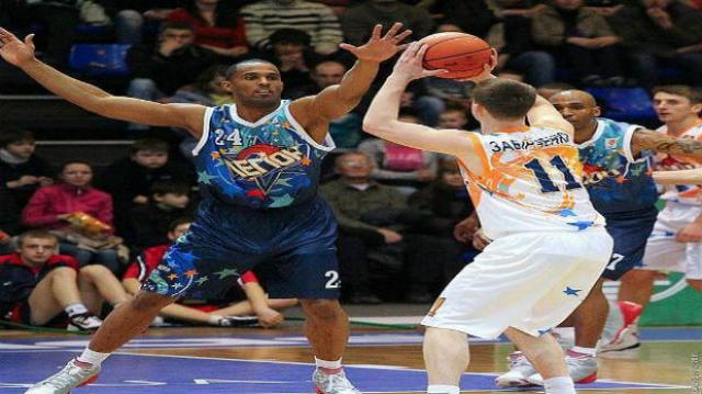 Chris Owens es la �ltima cara del Turco