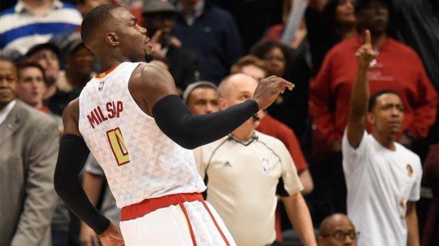 Vol� alto y esquiv� el trueno