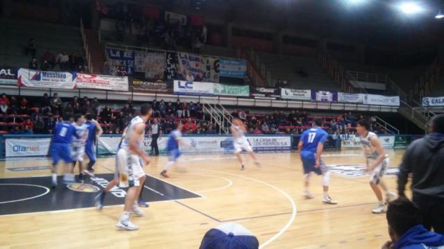 Pe�arol derrot� a Argentino en la final