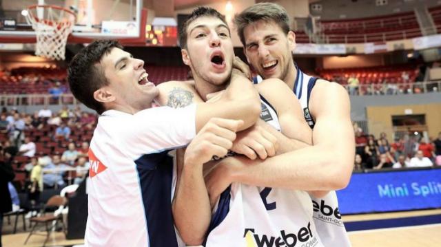 De Bah�a a Venezuela sin escalas