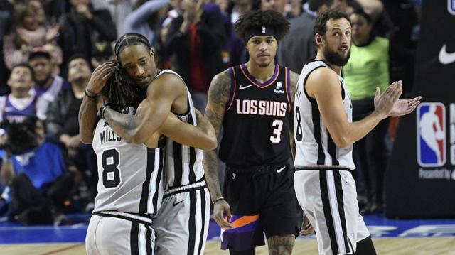 Triunfo ag�nico de Spurs en M�xico