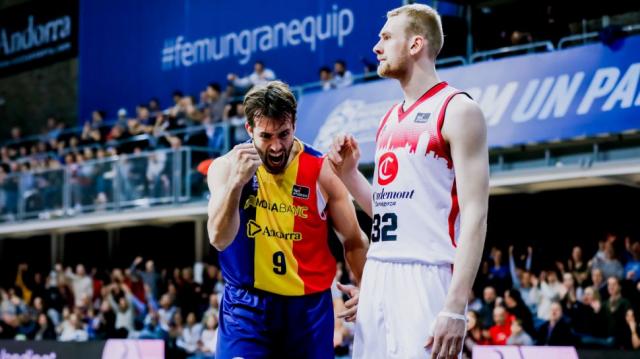 Pocas sonrisas en Espa�a