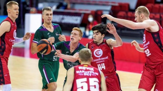 Revivi� los fantasmas