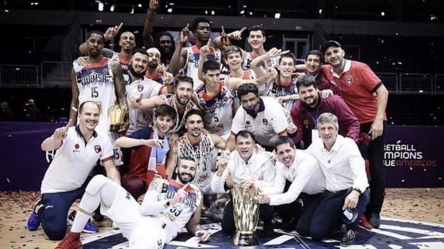 GRUPO B: El campe�n como cabeza