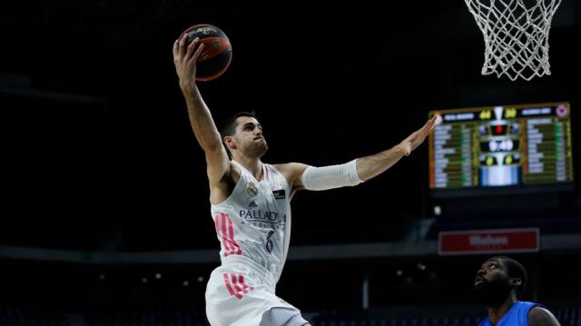 Triple alegr�a dominguera