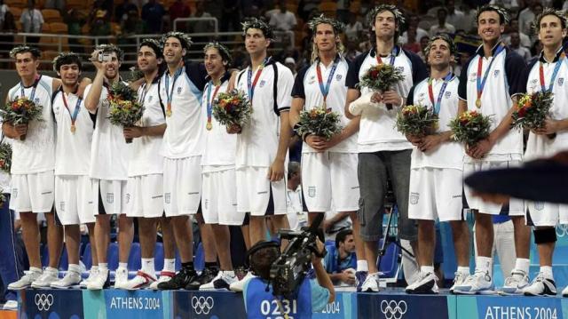 La gloria eterna de Atenas 2004