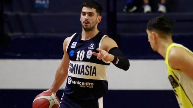 Sur A: El lobo con sonrisa y podio