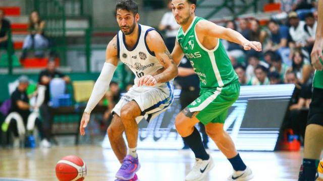 Unido en las dif�ciles