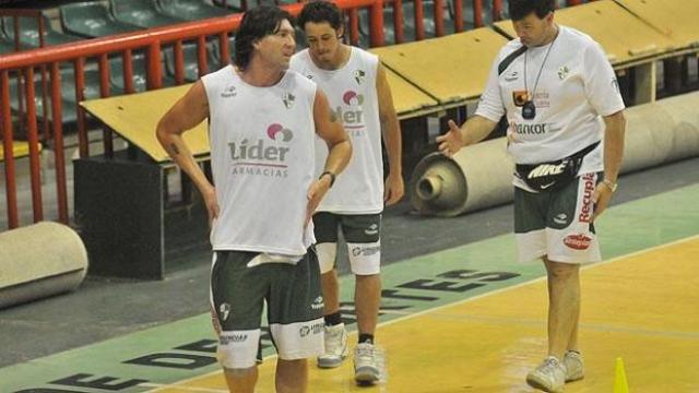 Atenas cort� a Gabini