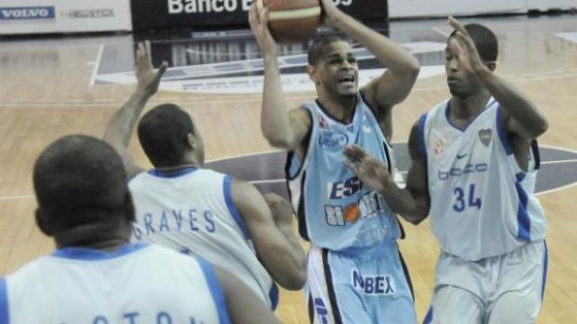 Sionista se meti� en el camino de la victoria