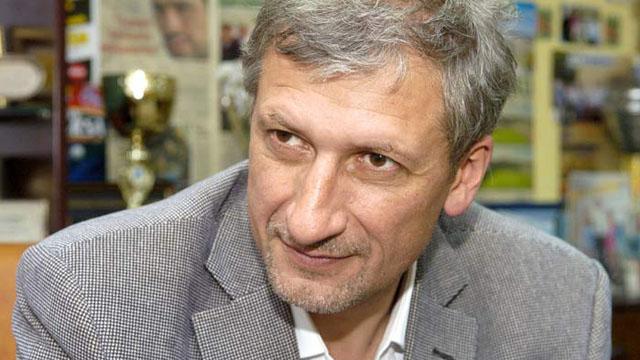 Pichi Campana, micr�fono en mano