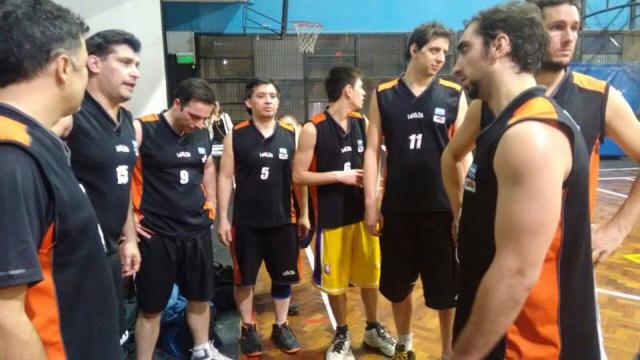 En honor a H�ctor Molina