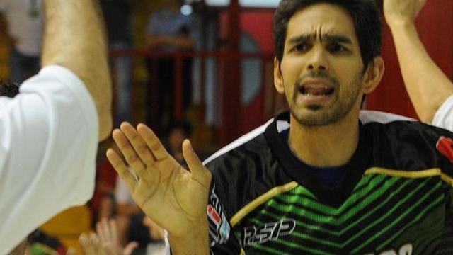 Estudiantes fich� a Malara y comenz� los amistosos