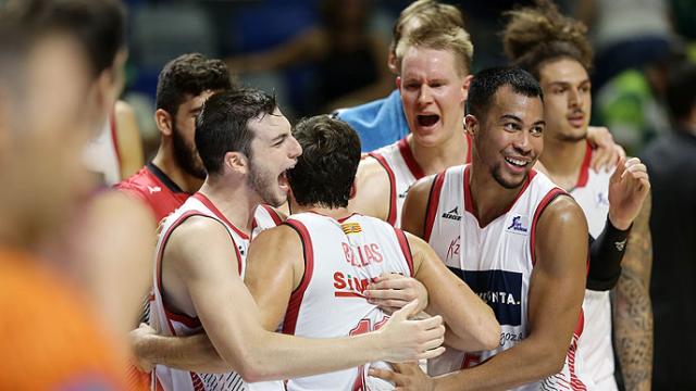 Juego con Cabezas, orgullo baskonista y dos m�s para el 2-0