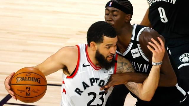 Toronto qued� a medio camino