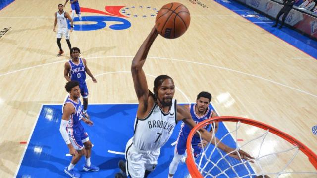 Nets dobleg� a Harden en el primer duelo