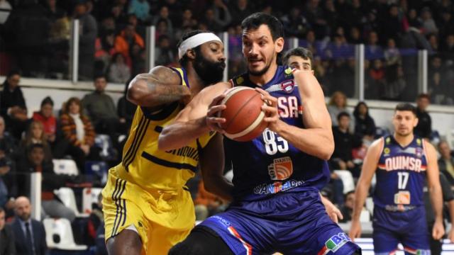 El campe�n en jaque, xeneize en alza