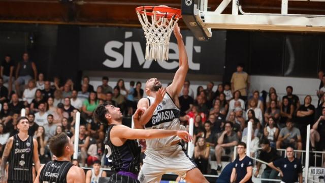 Lan�s y Pico con grandes cierres