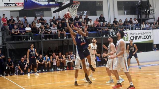 Racing con contundencia, La Uni�n empat� de local