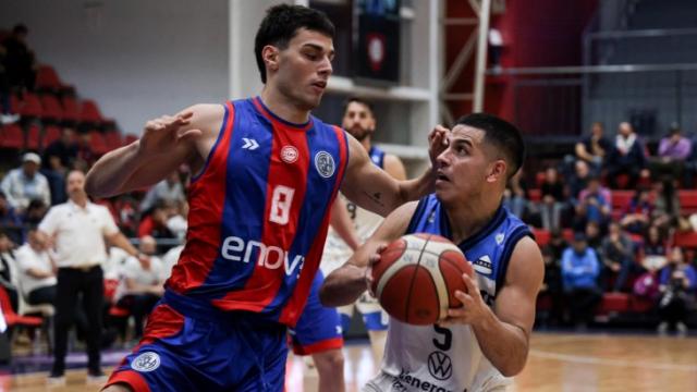 Al comando de Iv�n