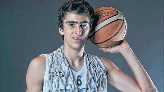 Juan Pablo Vaulet a Bah�a Basket