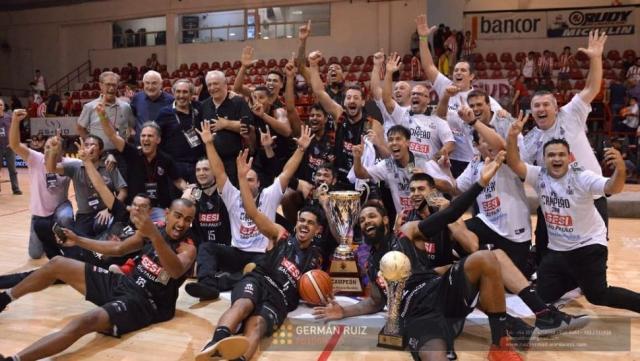 La alegr�a es solo brasile�a