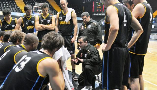 Santander: �Hay que ganar afuera�