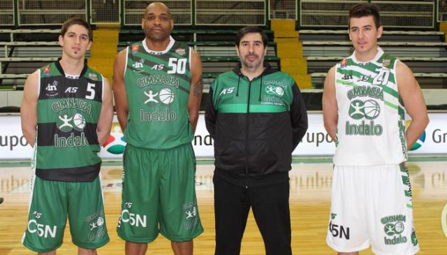 Gimnasia Indalo present� su plantel