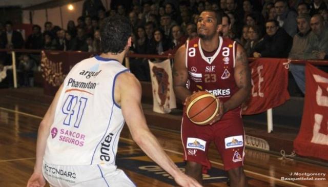 San Mart�n busca su doble comando en juego interior