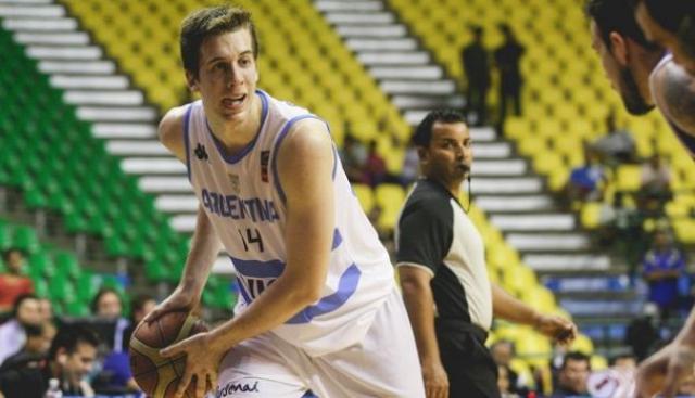 Mat�as Bortol�n firm� en Atenas