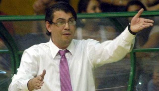 Miravet: �Por momento sent� que jug�bamos siete contra cinco�