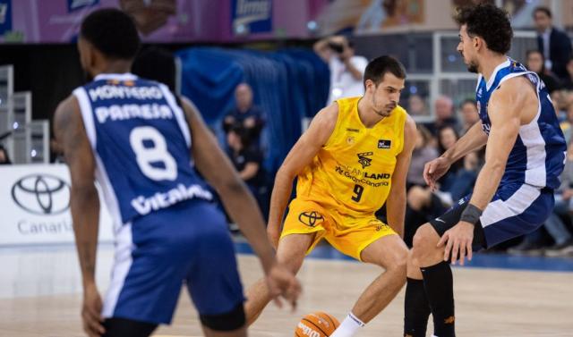 ACB: Triunfo de oro ante el l�der