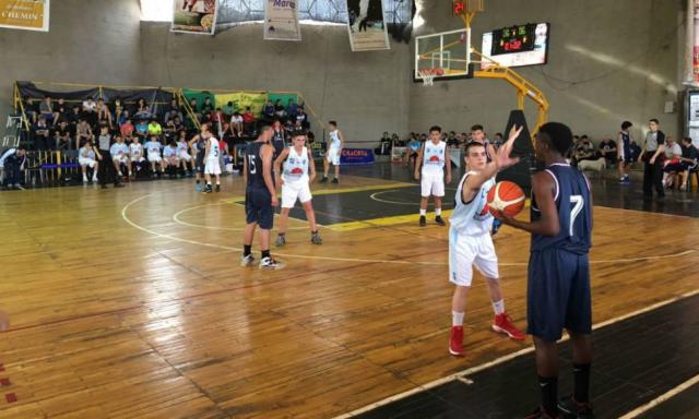 Santa Fe y Entre R�os van por todo en el U13