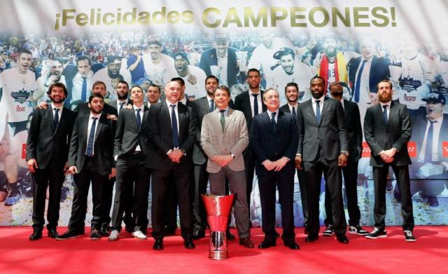 Madrid recibi� a los campeones