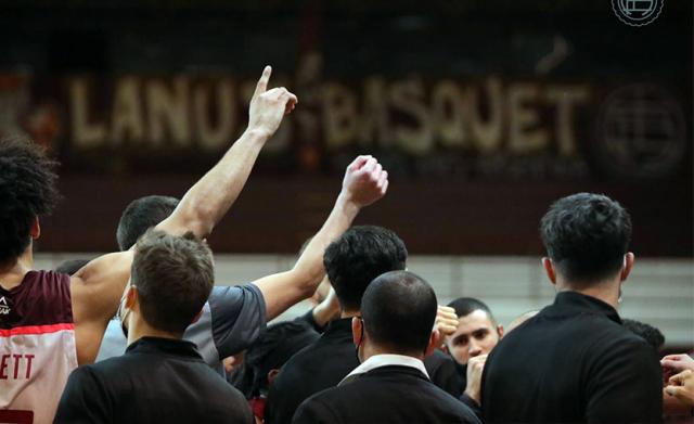 El cl�sico qued� en casa