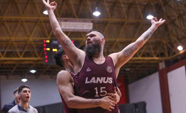 Bah�a con el golpe, el resto locales