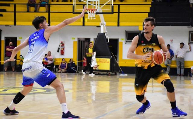 Qued� en la cornisa