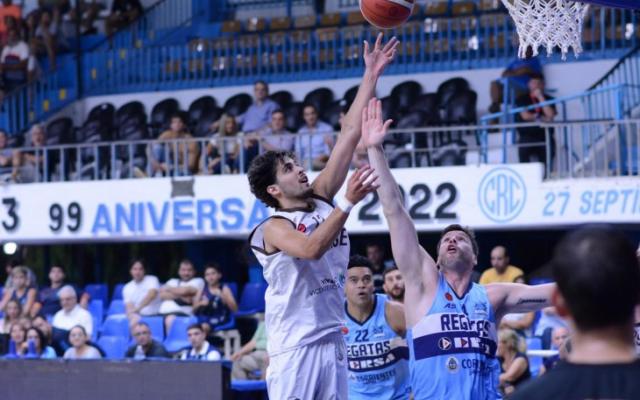 Se rob� las miradas