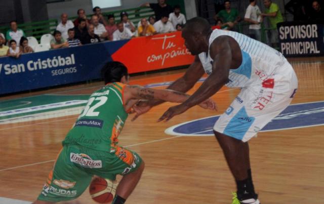 Estudiantes volvi� a la victoria