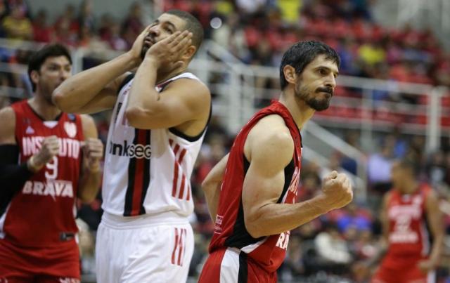 Un paso �glorioso�